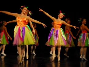 Kalinka avagy vidám táncok Oroszországból